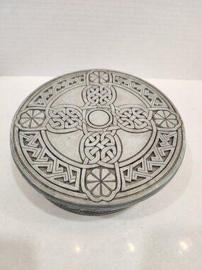 Vintage Celtic Tic-Tac-Toe (Noughts and Crosses) Tabletop Board Game Gray